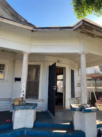 Front house webp